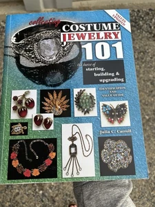 Collecting Costume Jewelry 101: The Basics of Starting, Building and Upgradi... - Picture 1 of 5