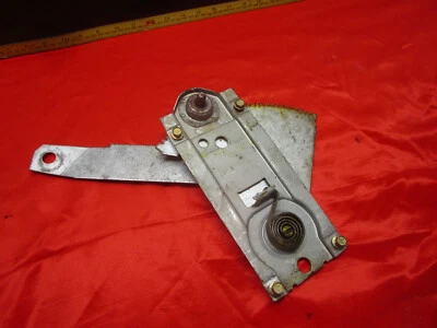 1965 1966 CHEVROLET BELAIR BISCAYNE PONTIAC QUARTER WINDOW REGULATOR 2 DR SEDAN - Image 1 of 4