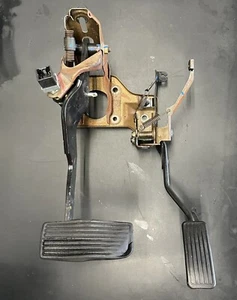 92-95 Honda Civic EG OEM Gas Brake Pedal Assembly Set Automatic Transmission AT - Bild 1 von 8