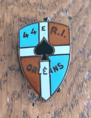 Insigne 44° RI Régiment d'Infanterie Orléans    /  Sans Nom   /E113 - Photo 1/2