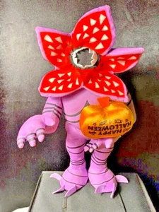 Netflix 18 Zoll Stranger Things Demogorgon Plüsch Greeter - Bild 1 von 10