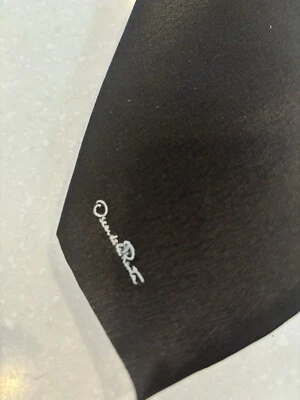 Corbata Oscar de Le Renta seda marrón oscuro Foto 1 de 4