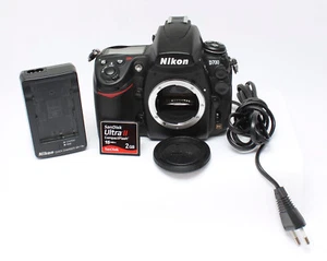 Nikon D700 12.1 MP. Nur Gehäuse. 12301 Auslösungen. Nr.1698 - Bild 1 von 12