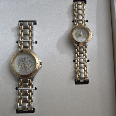 Nuevo juego de relojes Disney World nuestro cuento de hadas boda para él y para ella desde 2010  Foto 1 de 4