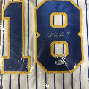 MILWAUKEE BREWERS- KESTON HIURA AUTOGRAPH JERSEY BECKETT H54783 - Picture 1 of 4