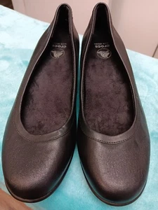 Crocs Grace Leather Work Shoe Sz 9.5 Comfort Pumps Slip On Kitten Heel Ballet  - Picture 1 of 15