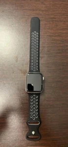 Apple Watch Series 4 - 44 mm Stainless Steel - Picture 1 of 2