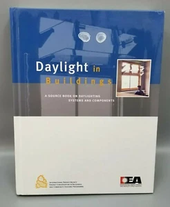 Daylight in Buildings - International Energy Agency IEA Source Book and CD - Picture 1 of 6
