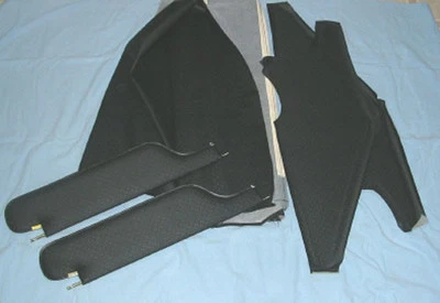 1970-72 GTO Parasoles y Techo Nuevos Negro Perforado Foto 1 de 2