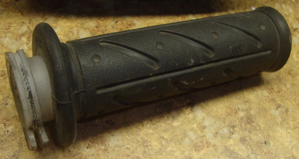 Kymco Kwang Yang KHB5-M000-EE. UU. 2007 Scooter Agarre Cable Manillar Manual 07 Foto 1 de 1