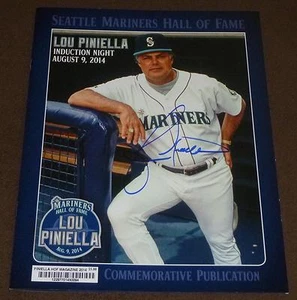 LOU PINIELLA SIGNED SEATTLE MARINERS HALL OF FAME NIGHT MAGAZINE PROGRAM w PROOF - Picture 1 of 2