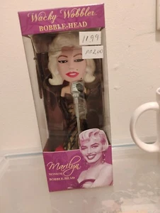 MARILYN MONROE 2008 FUNKO WACKY WOBBLE/Bobbl-Head *NIB* - Picture 1 of 5