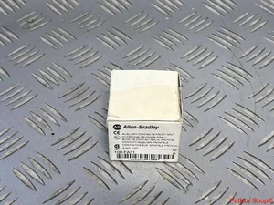 100-FA31 Auxiliary Contacts - Picture 1 of 3