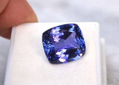 Tanzanita corte cojín certificado GIA 13,19 quilates Foto 1 de 4