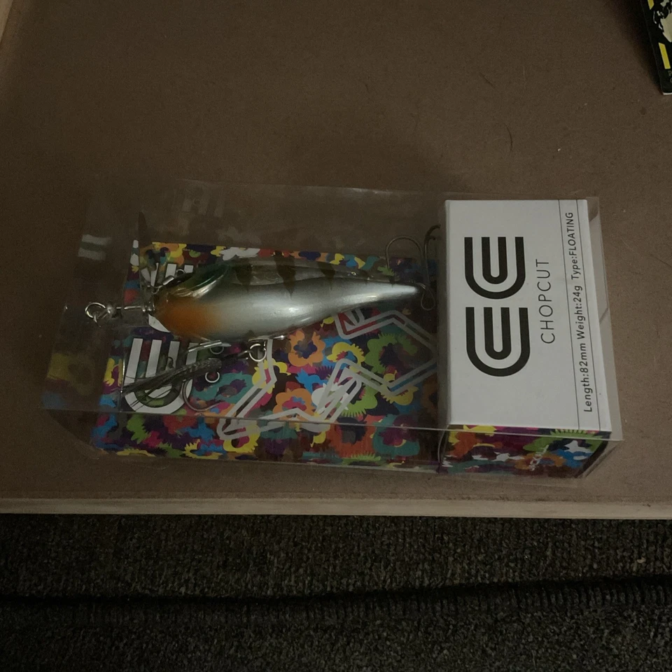 Corte Chopcut Jackall 82 mm 24 g Topwater HL Bluegill muy bueno+ Foto 1 de 2