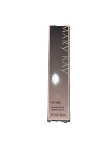 ✨MARY KAY CC CREAM~COMPLEXION CORRECTOR~SUNSCREEN SPF 15~VERY DEEP~086620~NWB✨ - Picture 1 of 1