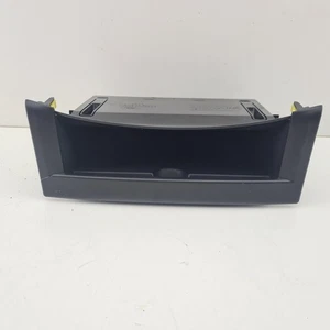 Tapicería de caja de pañuelos Ford Falcon FG 05/08-09/14 negra - Imagen 1 de 8