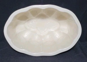 Vintage Kirkham Pottery Made In England Small Jelly Jello Mold White Oval Baking - Picture 1 of 8