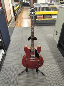 GIBSON ES-335 DOT CH Semi-Acoustic Electric Guitar Used - Picture 1 of 24