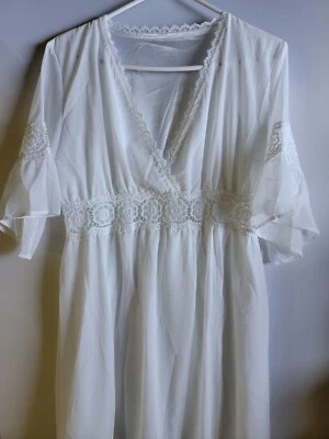White sheer, & lace dress, Size Extra Large, lined, Shein, Pit To Pit 18" - Image 1 of 4