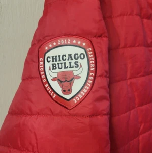 Chicago Bulls Large 2012 Eastern Conference Puffer Jacket/Coat Red - Picture 1 of 10