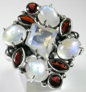 Enorme anillo de plata de ley de granate y piedra lunar de cóctel  - Imagen 1 de 2