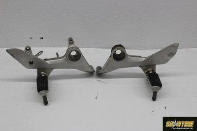 98-01 HONDA INTERCEPTOR 800 VFR800 REPOSAPIÉS TRASERO CLAVIJAS JUEGO PELDAÑOS PAR Foto 1 de 4