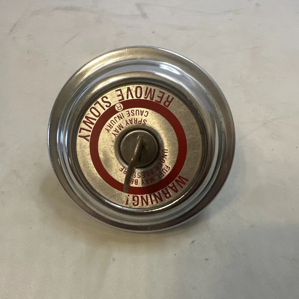 Ford Mustang 1974-78 tapa de gasolina, tapa de gasolina de bloqueo, tapa de gasolina de bloqueo Ford Mustang II Foto 1 de 4