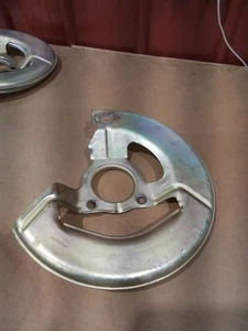 1968-1969 CORVETTE FRONT DUST SHIELD 3898012 RIGHT HAND - Picture 1 of 6