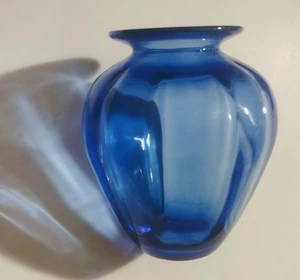Rochester Folk Art Guild (New York) Blue Glass Vase 4" 1988 Signed  - Picture 1 of 10