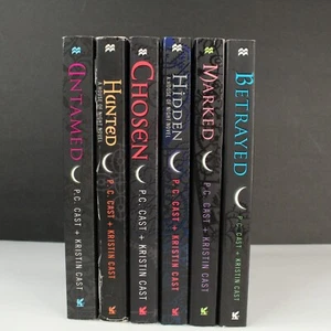 A House of Night Series P.C. Cast Lot of 8 books 6 Paperback - Picture 1 of 6