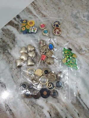 Lot Button Covers Modern Hearts Christmas Garden Theme Variety 7 Bags - Image 1 of 4