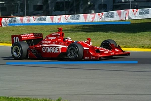 Dan Weldon driver Dallara Honda 2007- 13x19 auto racing photo poster - Picture 1 of 1