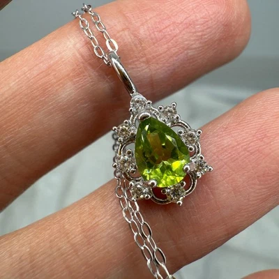 925 Sterling Silver Necklace 7x5mm Natural Peridot Gemstone Zircon Pendant Gift - Image 1 of 4