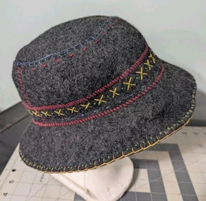 Sombrero cubo Helen Kaminski gris carbón bordado lana - Imagen 1 de 9