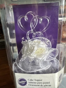 NWOT-VTG WILTON Simple Joys White Wedding Cake Topper Floral & Hearts w/ Pearls - Picture 1 of 4