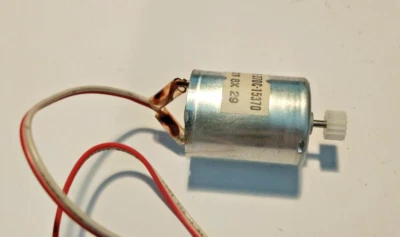 FOSTEX, LOADING  MOTOR ASSY. for Model R-8 NEW. P.N. 8270 4650 00 - Image 1 of 2