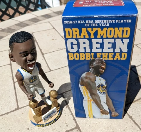 Draymond Green Bobblehead 2016-2017 KIA Defensive Player of the Year Warriors Cover