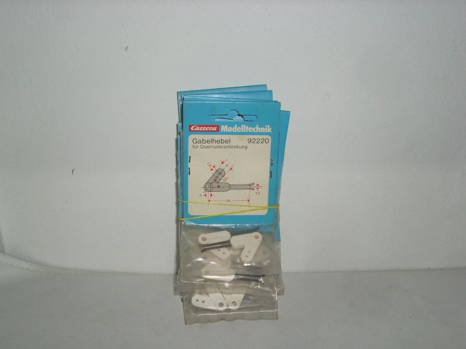 Carrera  Ersatzteile, Einzelteile,Gabelhebel /querruderanlenkung Nr. 92220 - Bild 1 von 1