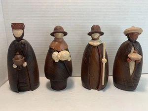 Set 4 Presepe In Legno Intagliato Alto 6” Buone Condizioni Bella Qualità - Foto 1 di 16