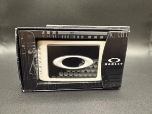 Vintage Oakley Metal Belt Buckle Ellipse Black White Golf Rare Outdoor Unisex - Picture 1 of 3