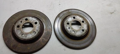 AUDI A4 8EC, B7 Disque de Frein Arrière Gauche 1.80 Petrol 2008 30539771 - Photo 1/3