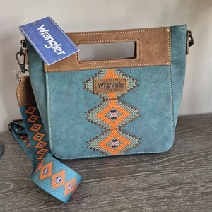 Wrangler Aztec Embroidered Crossbody BagJean Glue Teal Color New Women's - Picture 1 of 8