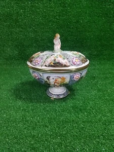 Capodimonte Bernini Lidded Pedestal Bowl Cherub 1366/77 Hand Painted Gold Trim - Picture 1 of 17