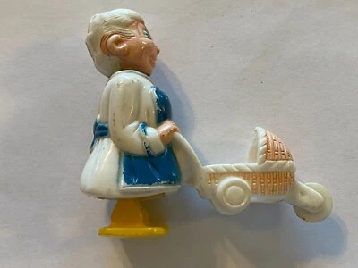 VINTAGE 1960s MARX PLASTIC NANNY PUSHING A BABY STROLLER RAMP WALKER 3 1/4" - Image 1 of 4