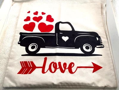 Funda de almohada roja y negra LOVE & Pick Up Truck SOLO 17x17 cremallera Foto 1 de 2