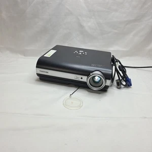 Toshiba TDP-T45 Projector Tested Fully Working  - Afbeelding 1 van 12