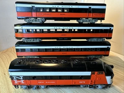 VINTAGE ATHEARN HO SCALE NEW HAVEN 0272 PASSENGER SET. 3406, 3246, 3150 - Image 1 of 4