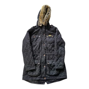 Barbour International Enduro Navy Quilted Jacket Size UK 14 Faux Fur Hood - Bild 1 von 14