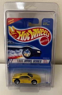 Ferrari 355 serie modelo 1995 Hot Wheels en amarillo 5SP Foto 1 de 2